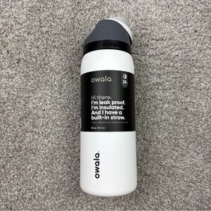Owala Water Bottle 32 Oz Tumbler Freesip White Brand New
